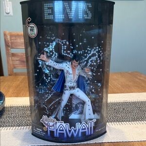 Vintage 2000: Elvis Presley Aloha from Hawaii Collectible Action Figure